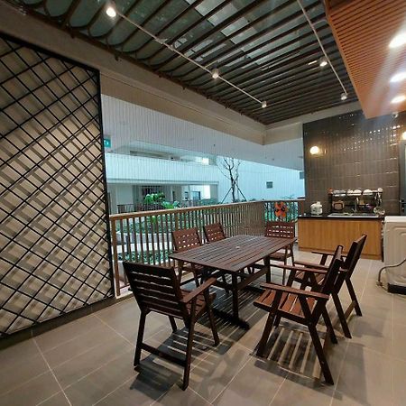 Can Ho Cao Cap Co Ho Boi Tai Bien Hoa Exterior photo